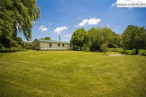 223 Meadowbrook Ln, Deep Gap, NC 28618 photo 22