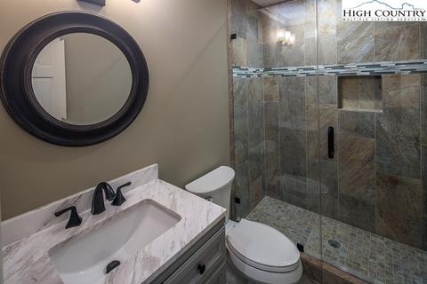 2039 Hickory, Boone, NC 28607 photo 25