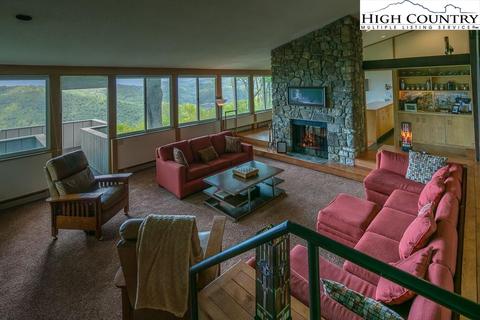 2001 Hickory, Boone, NC 28607 photo 1