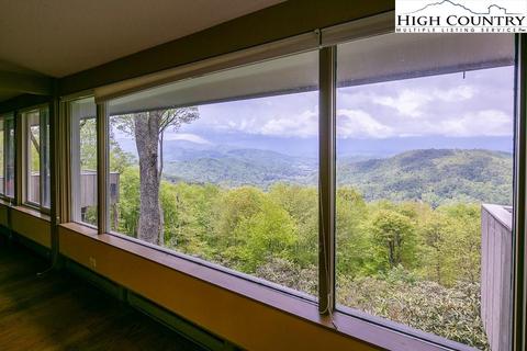 2001 Hickory, Boone, NC 28607 photo 8