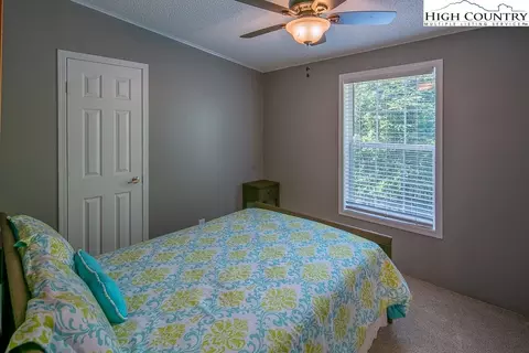 314 Bear Creek Ln, Deep Gap, NC 28618 photo 17