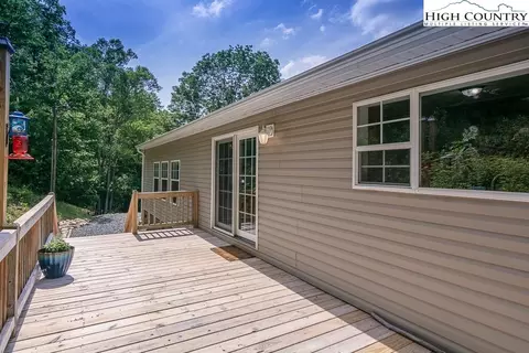 314 Bear Creek Ln, Deep Gap, NC 28618 photo 24