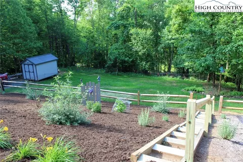 314 Bear Creek Ln, Deep Gap, NC 28618 photo 43