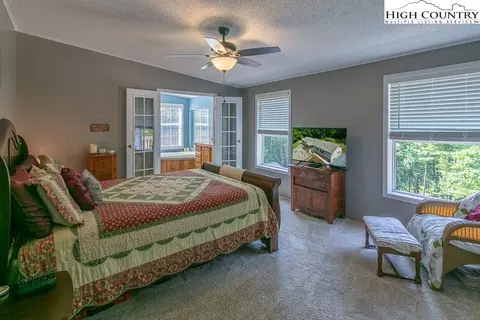 314 Bear Creek Ln, Deep Gap, NC 28618 photo 15