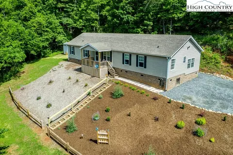 314 Bear Creek Ln, Deep Gap, NC 28618 photo 34