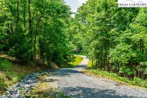 314 Bear Creek Ln, Deep Gap, NC 28618 photo 35