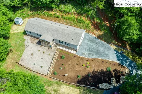 314 Bear Creek Ln, Deep Gap, NC 28618 photo 32