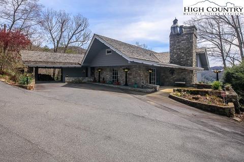 150 Locust, Boone, NC 28607 photo 2
