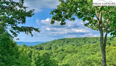 411 Lake Rd, Beech Mountain, NC 28604 photo 1