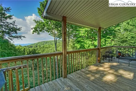411 Lake Rd, Beech Mountain, NC 28604 photo 2
