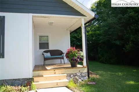 215 Holman Rd, Todd, NC 28684 photo 4