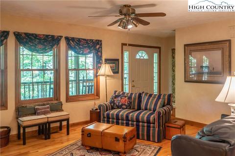 301 Algonquin Dr, Boone, NC 28607 photo 5