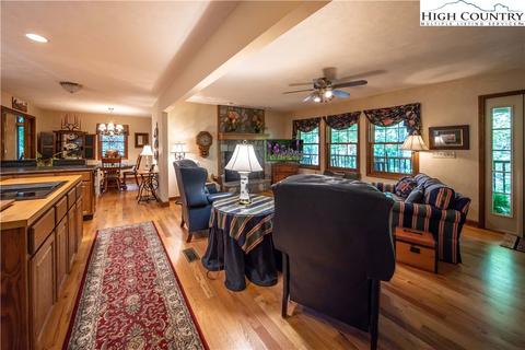 301 Algonquin Dr, Boone, NC 28607 photo 7