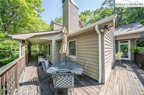 301 Algonquin Dr, Boone, NC 28607 photo 3