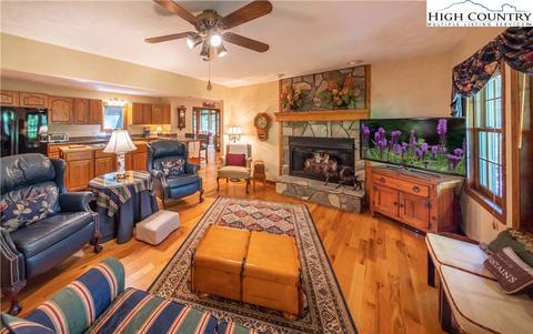 301 Algonquin Dr, Boone, NC 28607 photo 6