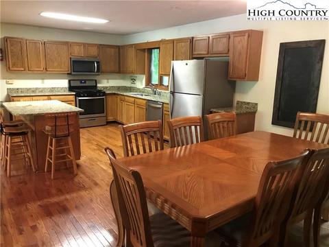 113 Sugar Maple Rd, Beech Mountain, NC 28604 photo 1