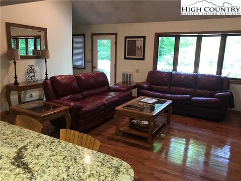 113 Sugar Maple Rd, Beech Mountain, NC 28604 photo 2