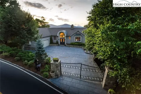 444 Eagle Dr, Boone, NC 28607 photo 1