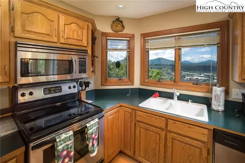 444 Eagle Dr, Boone, NC 28607 photo 8