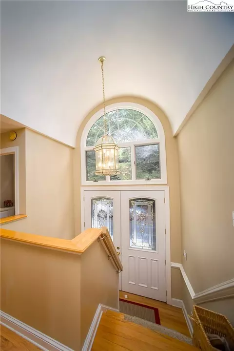 444 Eagle Dr, Boone, NC 28607 photo 4