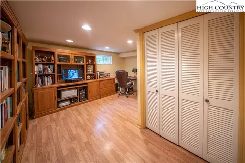 120 Crest Dr, Boone, NC 28607 photo 12