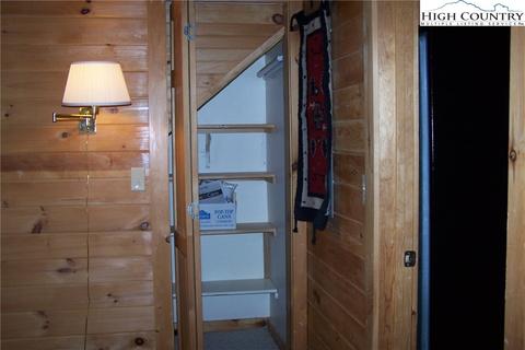 170 Frog Hollar Rd, Deep Gap, NC 28618 photo 10