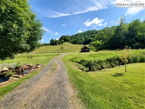 854 W Peak Rd, Creston, NC 28615 photo 12