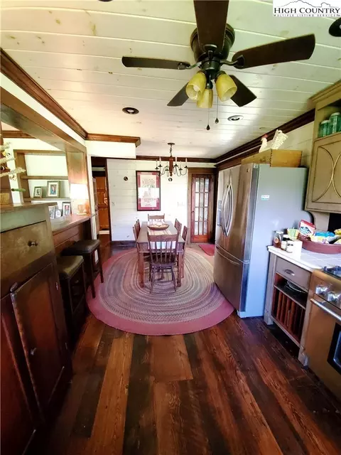 854 W Peak Rd, Creston, NC 28615 photo 22