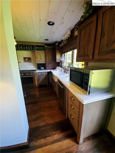 854 W Peak Rd, Creston, NC 28615 photo 26