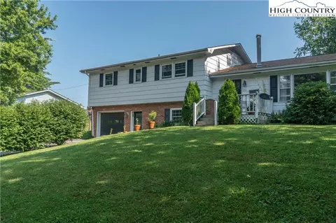 145 Juniper Ln, Boone, NC 28607 photo 2