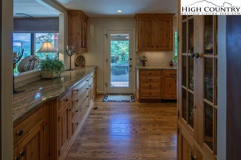 200 Cedar, Boone, NC 28607 photo 24