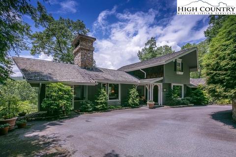 200 Cedar, Boone, NC 28607 photo 3