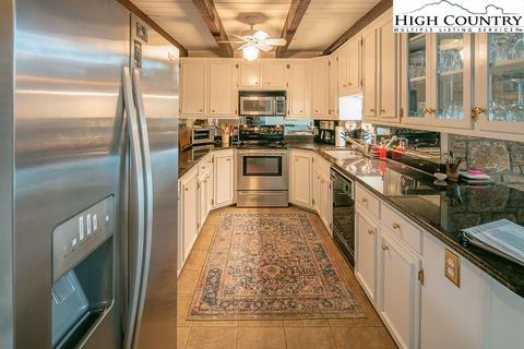 176 Cedar, Boone, NC 28607 photo 14
