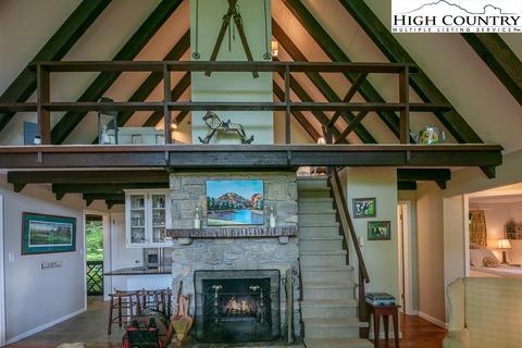 176 Cedar, Boone, NC 28607 photo 10