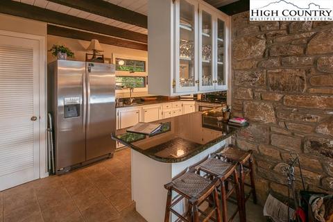 176 Cedar, Boone, NC 28607 photo 8
