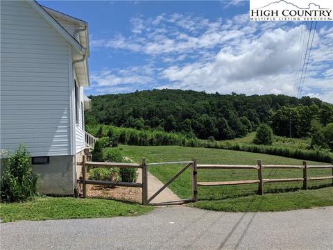 131 Access Rd, Deep Gap, NC 28618 photo 21