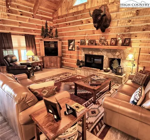 800 Lump Rd, Purlear, NC 28665 photo 7