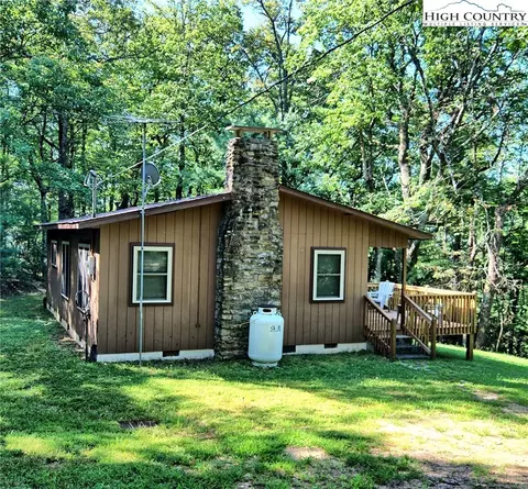 800 Lump Rd, Purlear, NC 28665 photo 25