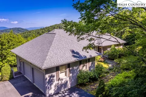 551 Algonquin Dr, Boone, NC 28607 photo 1