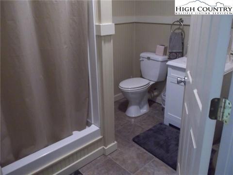 71 Spring Ln, Sparta, NC 28675 photo 11