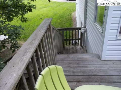 71 Spring Ln, Sparta, NC 28675 photo 17