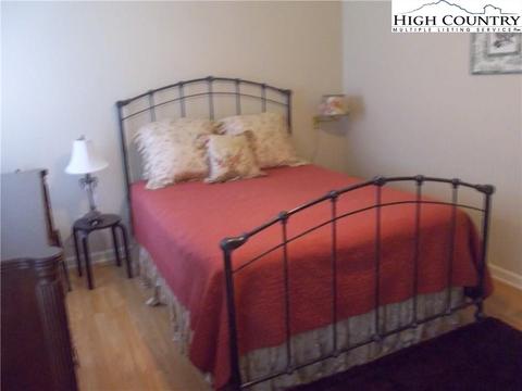71 Spring Ln, Sparta, NC 28675 photo 2