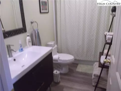 71 Spring Ln, Sparta, NC 28675 photo 5