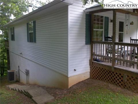 71 Spring Ln, Sparta, NC 28675 photo 15