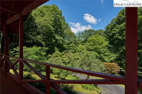 355 Paris Rd, Boone, NC 28607 photo 5