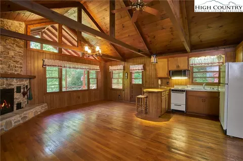 355 Paris Rd, Boone, NC 28607 photo 6