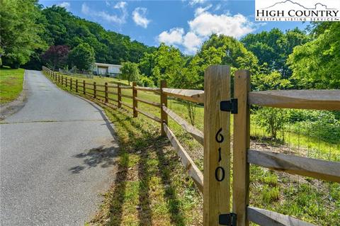 610 Pinnacle Dr, Boone, NC 28607 photo 4