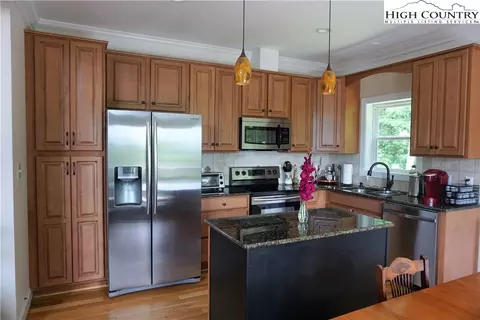 464 Great Sky Dr, Todd, NC 28684 photo 10