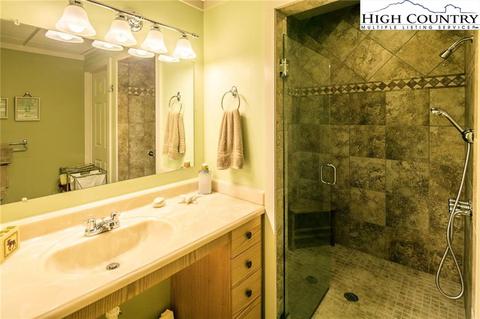 245 Hawk Ridge Rd, Deep Gap, NC 28618 photo 39