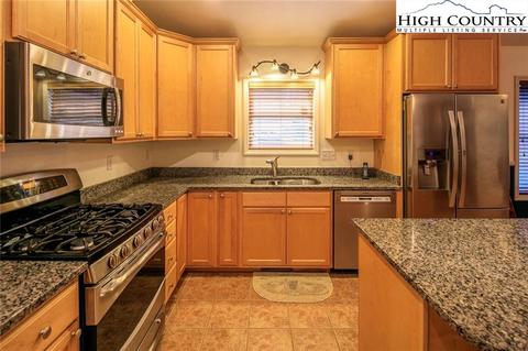 245 Hawk Ridge Rd, Deep Gap, NC 28618 photo 16